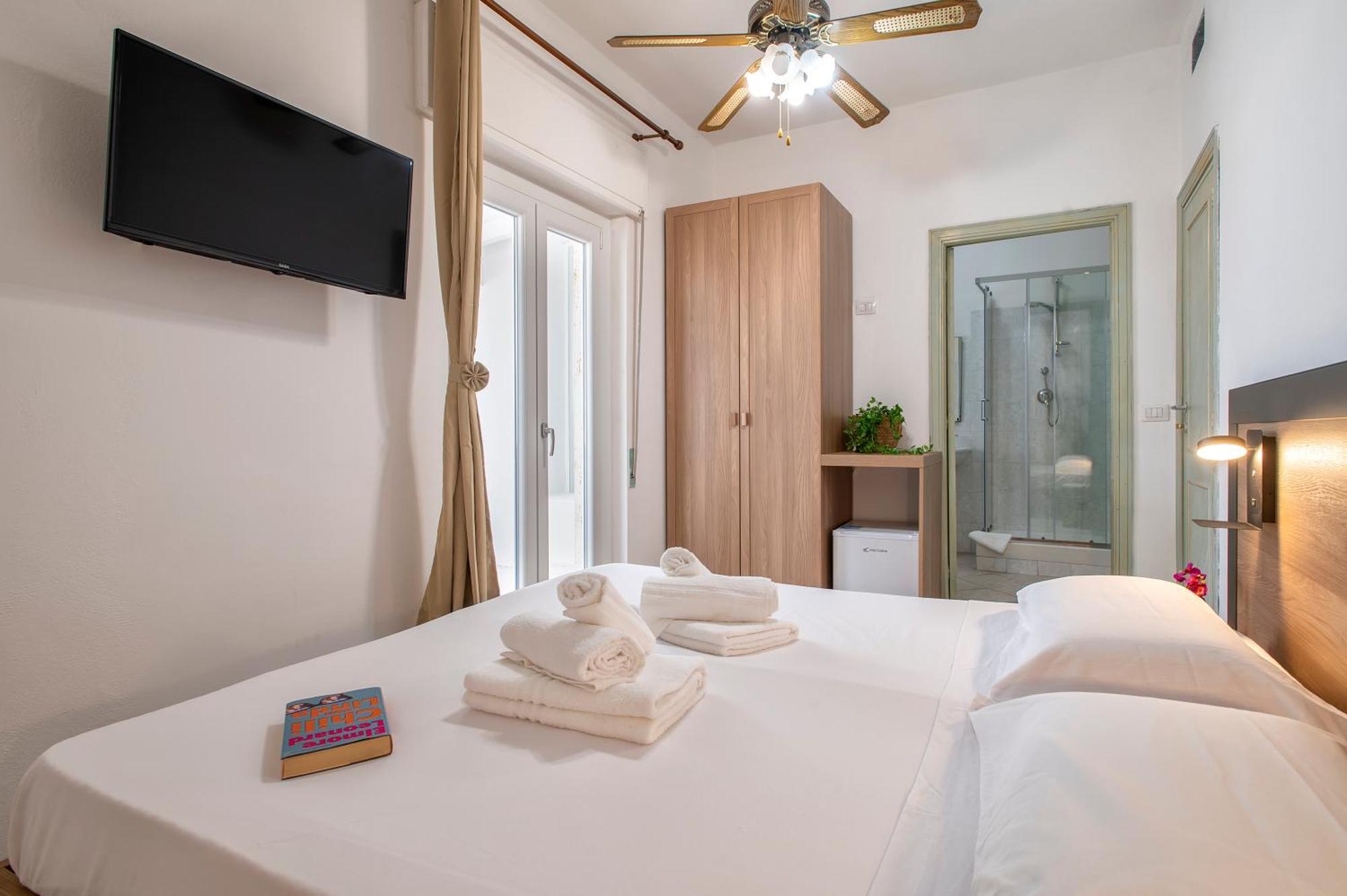 Oasis Guest House Альгеро Екстер'єр фото
