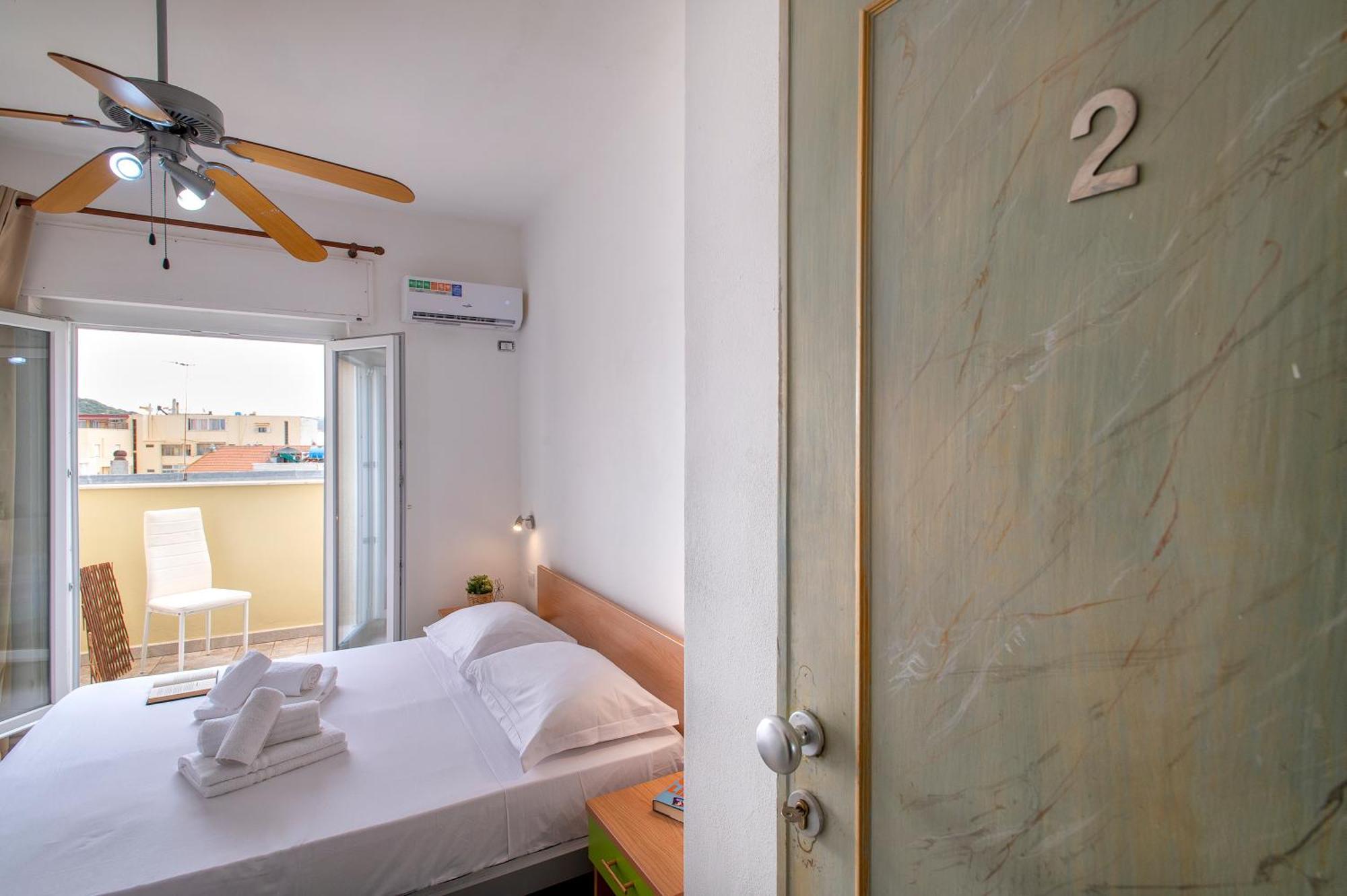 Oasis Guest House Альгеро Екстер'єр фото
